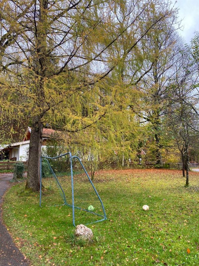 Edle Altbauwohnung Trifft Oberbayrisches Bergidyll Bayrischzell Buitenkant foto